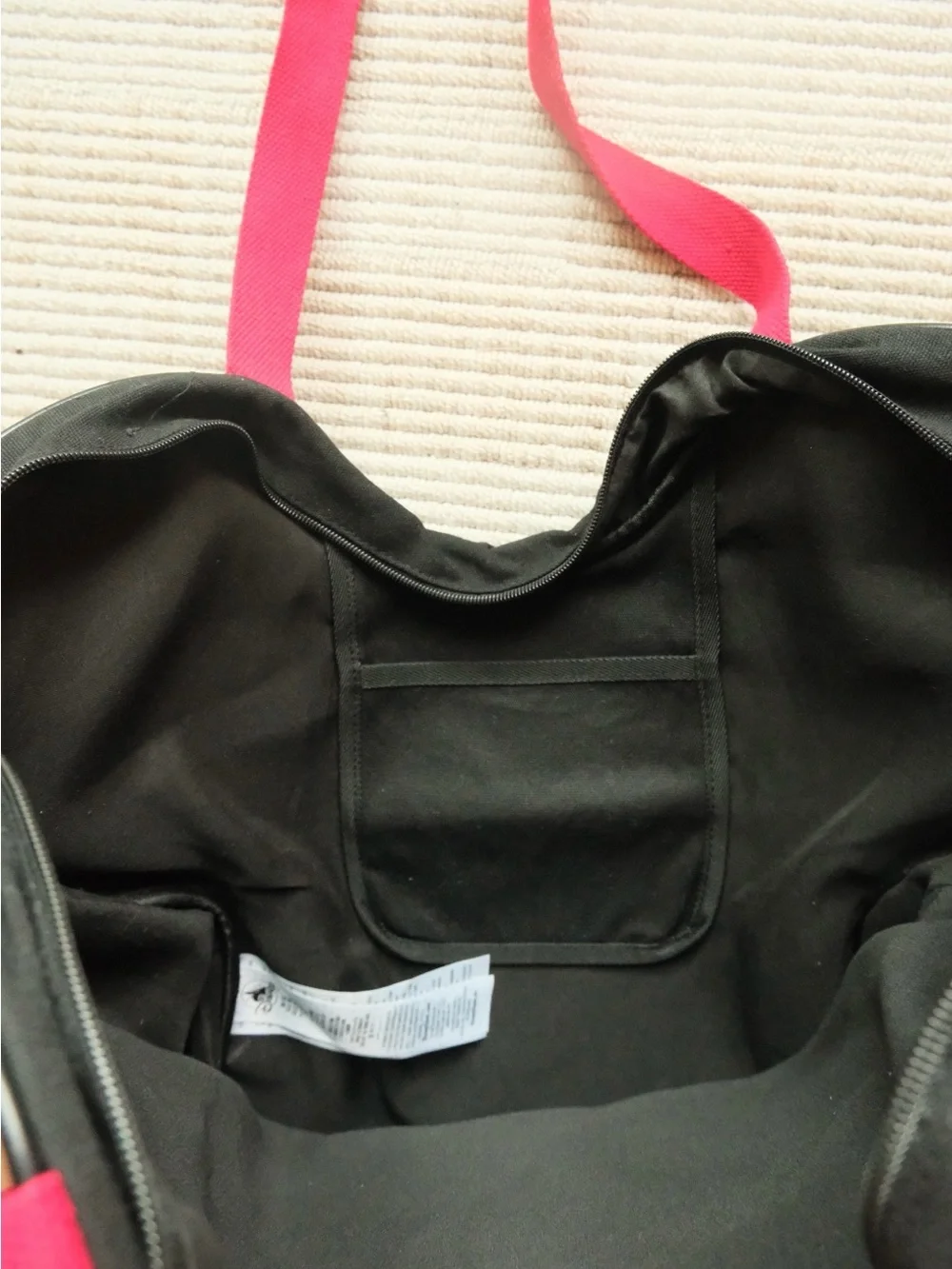 Minnie Mouse Red Bow Shoulder Bag